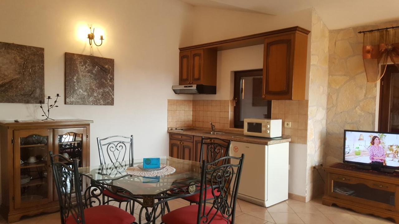 Villa Linet Funtana Exterior foto